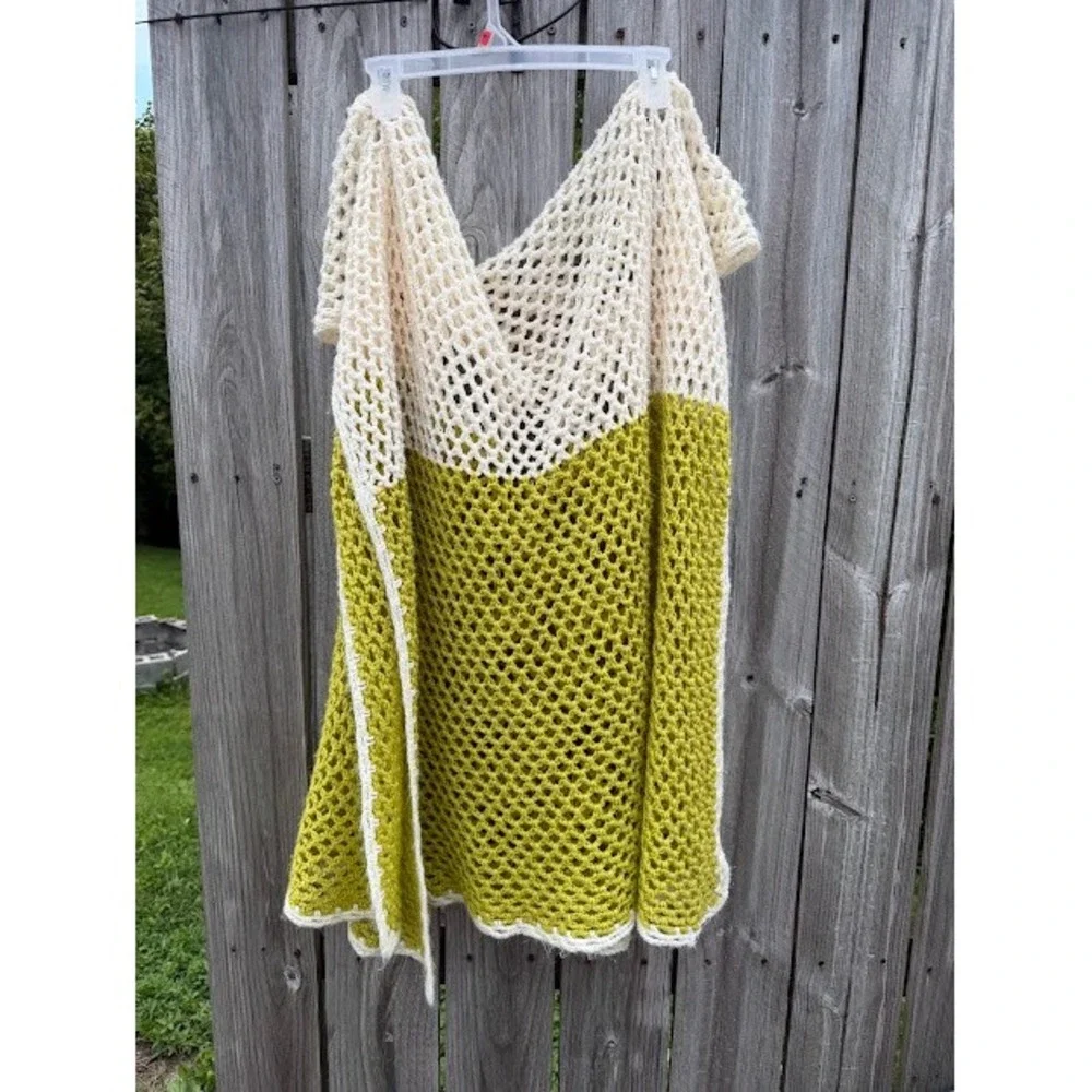 Boho Handmade Crochet Baby Blanket OS Green Cream Colorblock Mesh Knit Throw